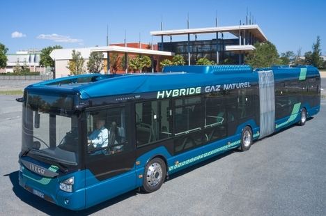 Iveco Bus presenta el Urbanway Hybrid GNC de 18 metros
 