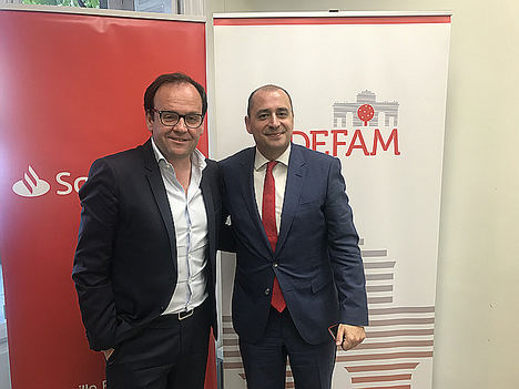 (Izda), Alberto Zoilo Álvarez (ADEFAM). (Dcha), Jerónimo Sánchez Delgado (Santander).