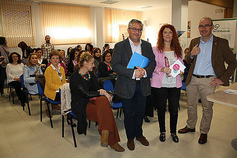 La Junta de Andalucía apuesta por la cooperación entre mujeres empresarias