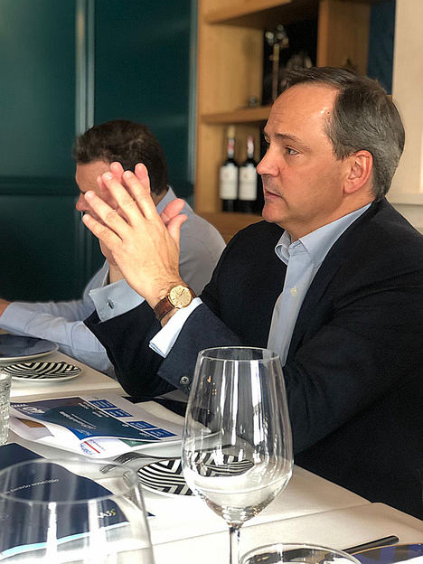 Javier Latasa, presidente de VASS, en la presentación de los resultados.