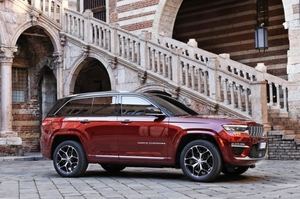 El Jeep Grand Cherokee 4xe nombrado 4x4 ecológico 2023
 