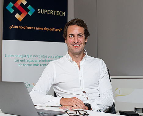 Juan Rivero, Supertech.