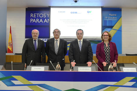 Juan Rosell, Rebeca Grynspan y Fernando García Casas se reúnen con el presidente ejecutivo de CAF, Luis Carranza