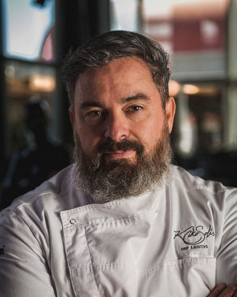 Kiko Solís, chef.