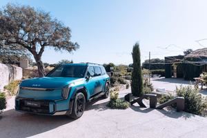 El Kia EV9 destaca en la tercera Jornada Anual de la Cátedra Vargas Llosa
 