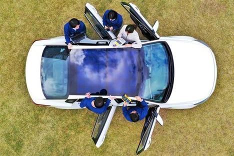 Kia y Hyundai muestran su tecnología de energía solar