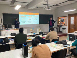 Knauf Insulation y Knauf GmbH imparten una clase magistral para los alumnos del Máster en Fachadas Tecnológicas y Envolventes Sostenibles de la UPM