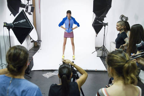 La prestigiosa escuela de diseño IED Madrid ofrece cursos de un año en fotografía creativa con comienzo en enero