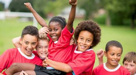 SportUniverse convoca la I Edición de sus Becas Solidarias para el Deporte