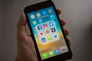 ‘Las empresas deberán adaptarse a Facebook y Google si no desean quedarse atrás’, afirman en Tuwebprimero