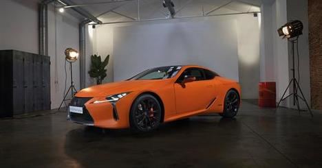 El espectacular Lexus LC 500h “Matte Prototype” en el Salón de Barcelona