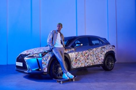 Lexus presenta el “UX Sticker Bomb”