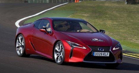 Lexus colabora en el evento solidario Cars for Smiles
