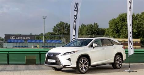 Lexus se asocia con el hockey