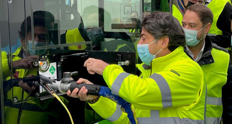 La Comunidad de Madrid pone en marcha el primer autobús impulsado con hidrógeno en la región