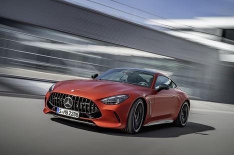 Estreno mundial de nuevo Mercedes-AMG GT 63 S E Performance