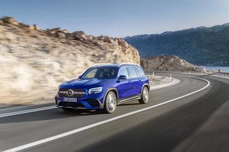 Mercedes GLB 180