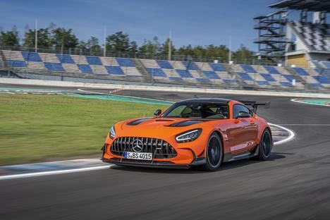 Nuevo récord de vuelta rápida en Nürburgring con neumáticos Michelin