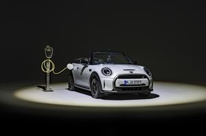 Mini Cooper SE Cabrio