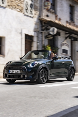 Mini Cooper S Cabrio en la Resolute Edition