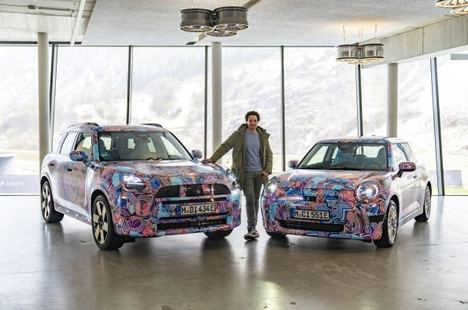 Mini desvela los primeros detalles de su futura familia
 