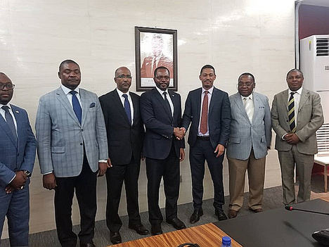 Audiencia del Excmo. Ministro Titular con el Excmo. Ministro de Petróleo de Etiopia
