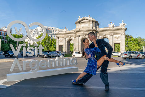Argentina conquistó las calles de Madrid con el tango