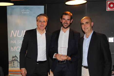 Izqd a Dcha: José Manuel Petisco, Jordi Mas, y Jesús Galindo