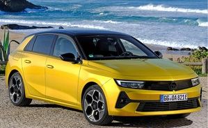 Opel Astra 1.2 turbo Ultimate AT8
 