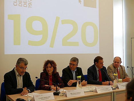 De izda a dcha: José Castellano, Presidente de AICE-ITC, Júlia Company, Directora General del IVACE, Rafael Climent, Conseller de Economía Sostenible, Sectores Productivos, Comercio y Trabajo de la Generalitat Valenciana, Vicente Blanes, Director de AITEX y Mariano Pérez, Director de AIDIMME.