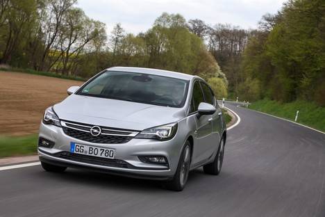 Nuevo Opel Astra BiTurbo