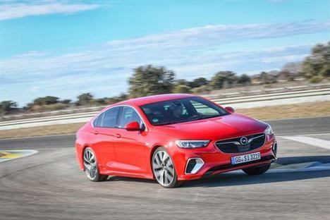 Opel Insignia GSi