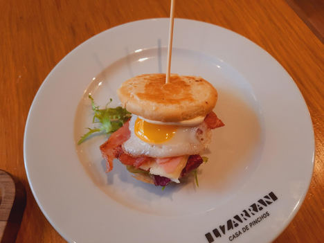 El huevo, protagonista estrella de los nuevos pinchos y tapas de Lizarran