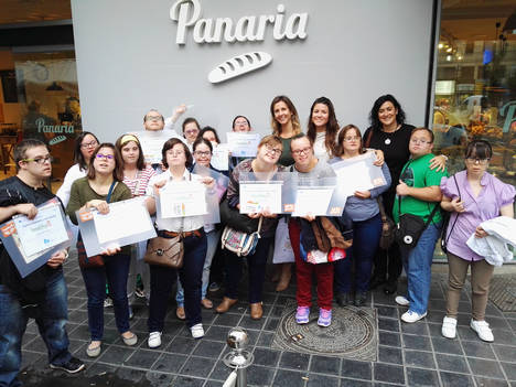 Panaria organiza un Taller de Menú saludable para los miembros de la Fundación Asindown