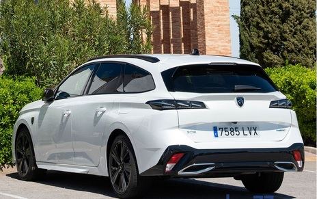 Peugeot 308 SW Hybrid 225 PHEV GT eAT8