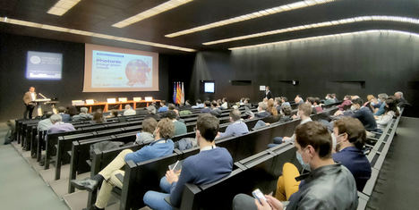 Microchips ópticos para prevenir enfermedades, vehículos de conducción autónoma o desarrollar el futuro avión de combate europeo