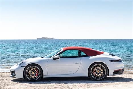 Porsche 911 Carrera Cabriolet