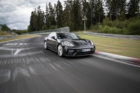 El nuevo Panamera logra el récord de la vuelta en Nürburgring