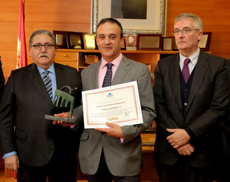 Entrega de la 2ª edición de este galardón, que recayó en Bodegas Aragonesas.