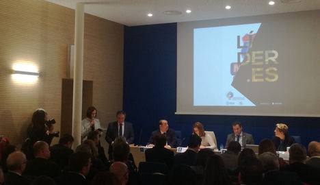 La I Edición de los Premios LídeR.ES homenajea a 60 líderes empresariales, sociales y políticos de la Región de Murcia