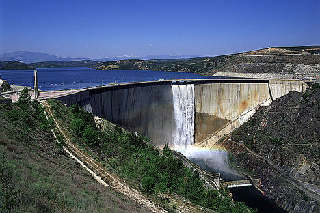 Presa El Atazar.