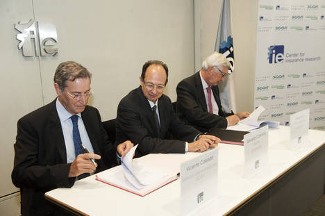 IE inaugura su Centro de Investigación de Seguros