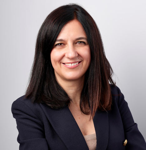 Raquel González, Spring Professional.