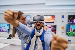¿Cómo puede mejorar la Realidad Virtual experiencia del cliente?