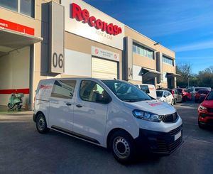 Record go incorpora vehículos industriales a sus servicios de movilidad