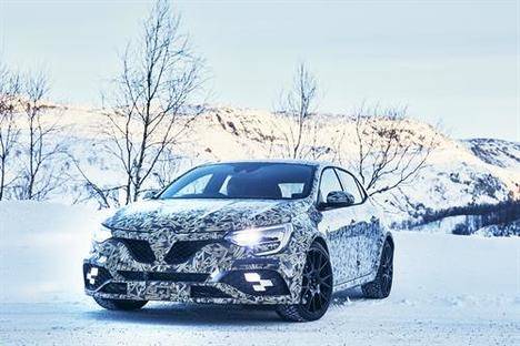 Doble propuesta de chasis y sistema 4Control, para el nuevo Mégane RS