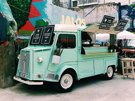 Las fiestas son más originales con un food truck, según Retro Trucks