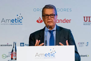 Roberto Sánchez, en el encuentro de AMETIC: “Nos proponemos con el nuevo Plan de Conectividad que el 75% de la población tenga conexión 5G para el año 2025”