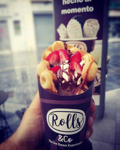 Rolls & Co vuelve a innovar en el mercado español con la presentación de Waffle Roll