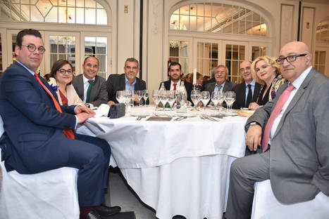 Ángel Sánchez Aristi recibe el galardón “Estrella de Oro” como reconocimiento a su trayectoria profesional